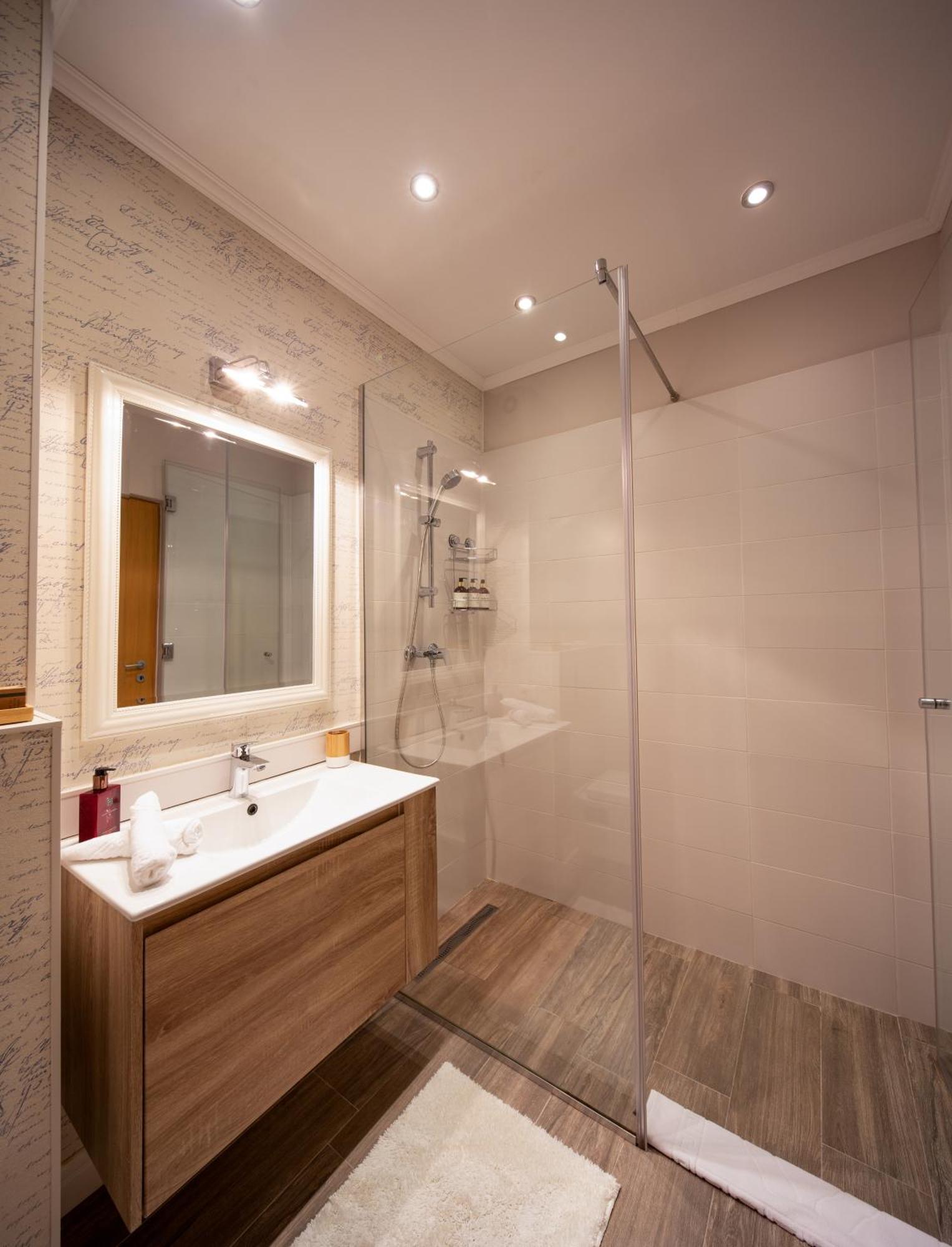 Stylish Condo - Parking And Balcony Cluj-Napoca Exterior foto
